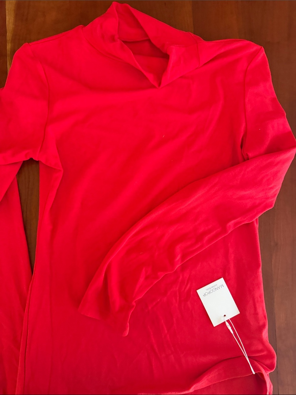 SIX women’s tops/body suits. - Picture 7 of 13
